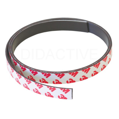 Magnetický pásek samolepicí